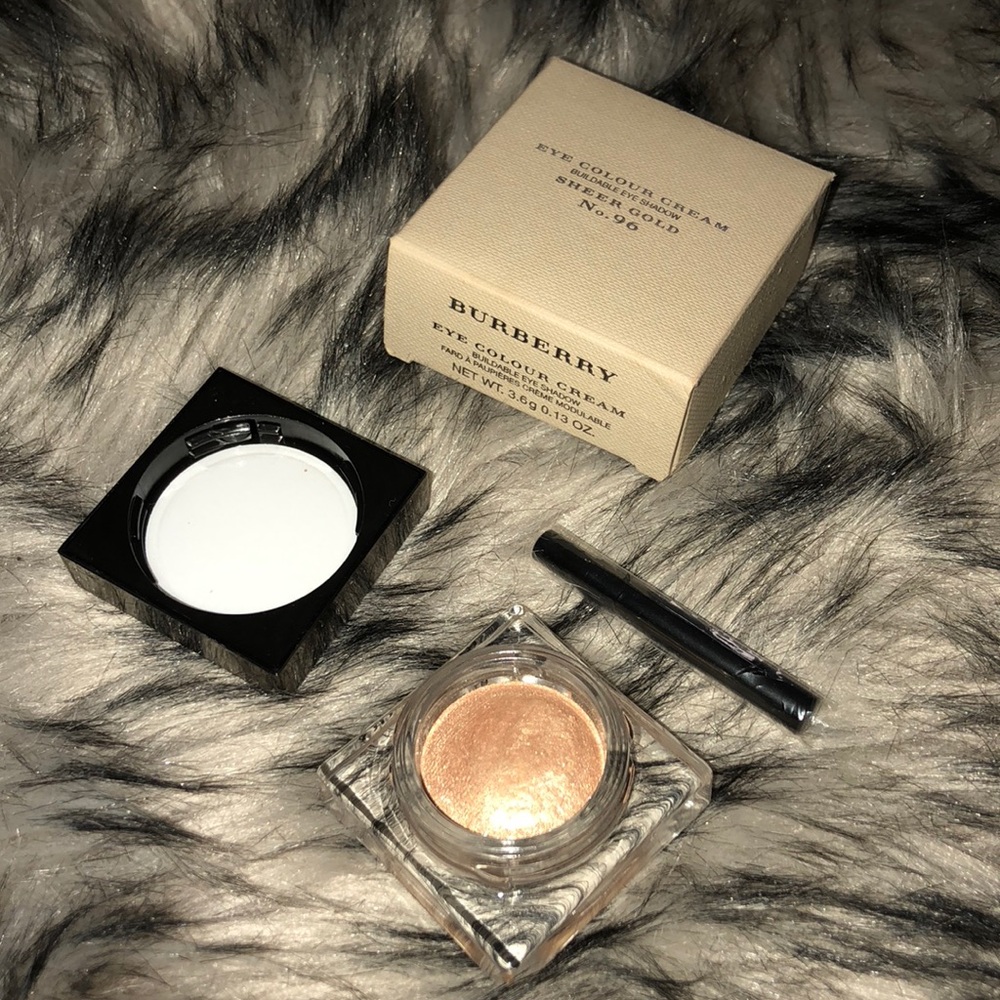 Burberry Eye Colour Cream (color: Sheer Gold)